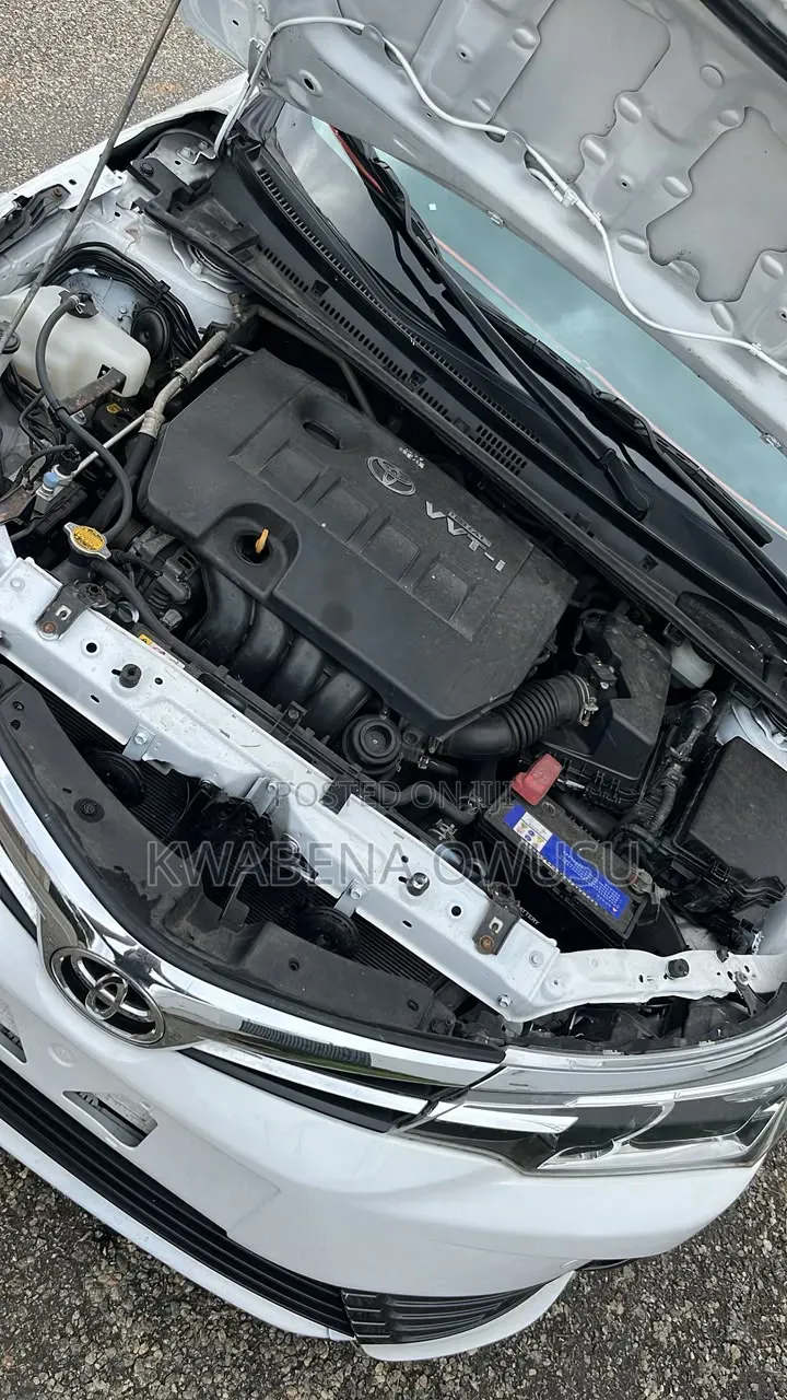 Toyota Corolla Altis 2017 White
