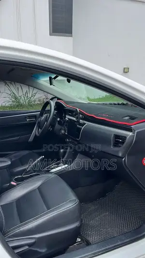 Toyota Corolla Altis 2017 White