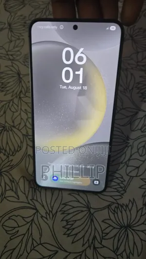 Samsung Galaxy S24 128 GB Gray