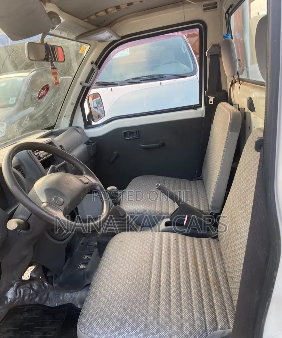 Daihatsu Atrai 2006 White