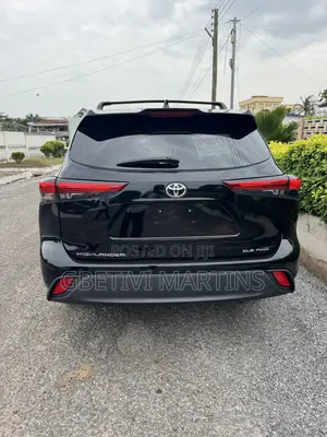 Toyota Highlander 2022 Black