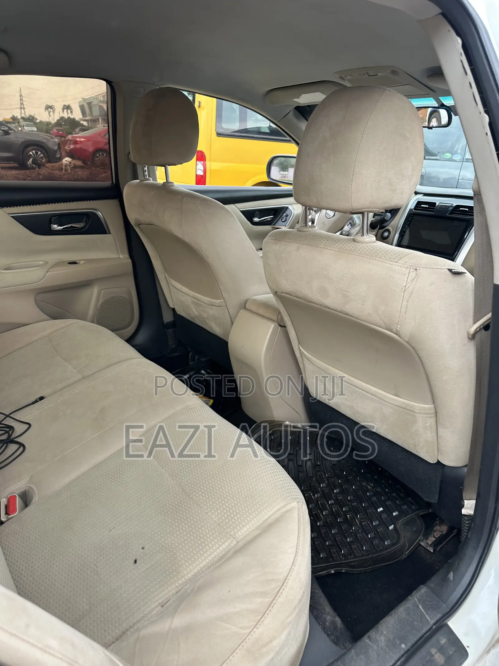 Nissan Altima 2015 White