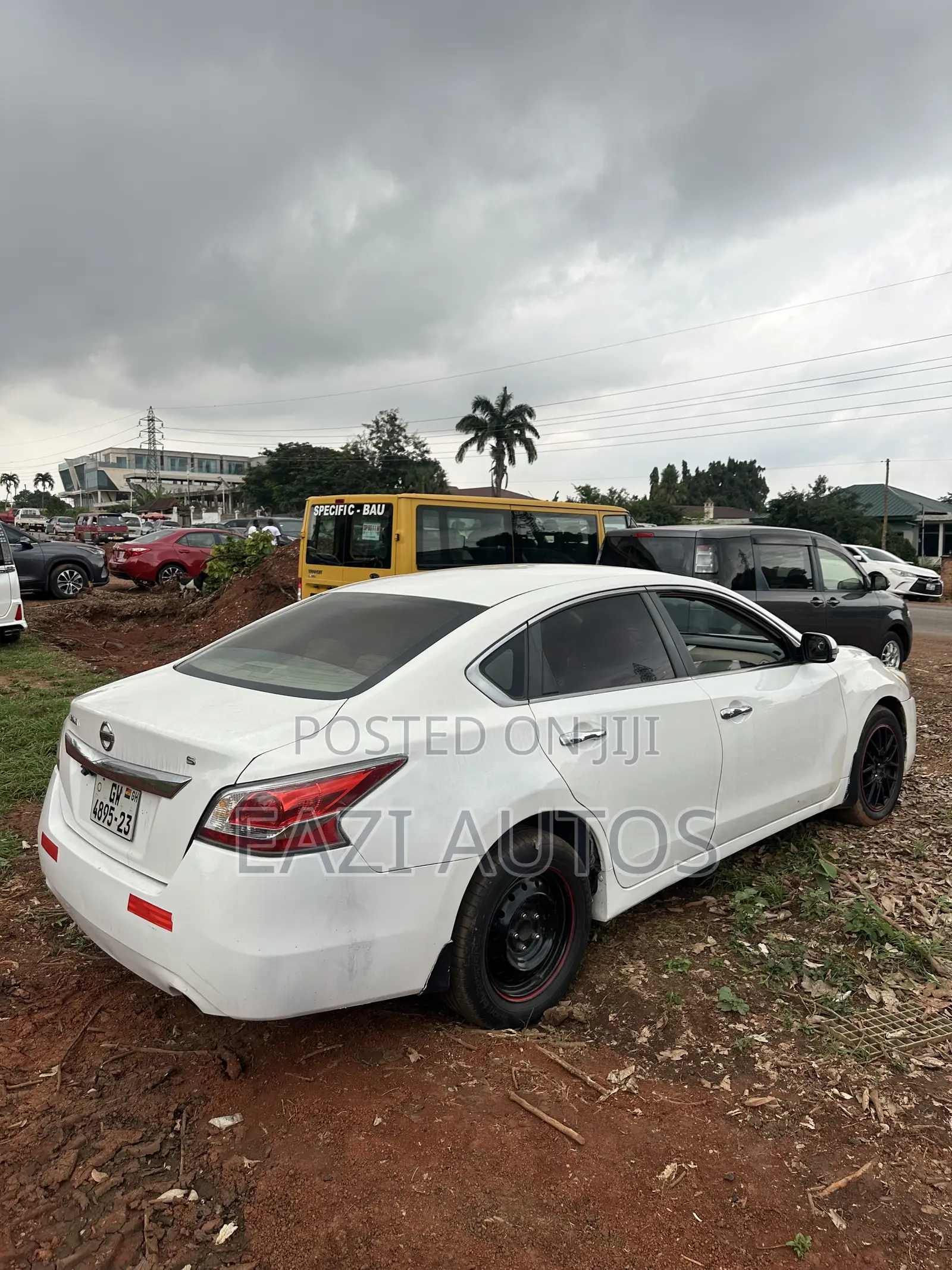 Nissan Altima 2015 White