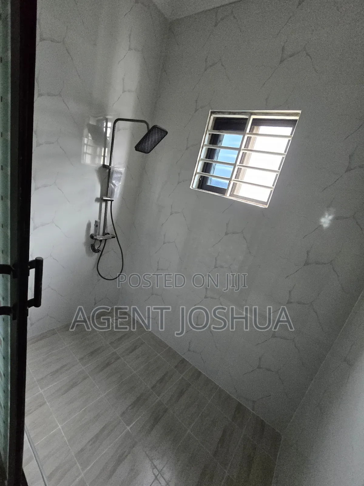 5bdrm House in Manet Junction, Spintex for sale