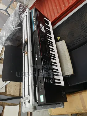 Roland JUNO-DS61