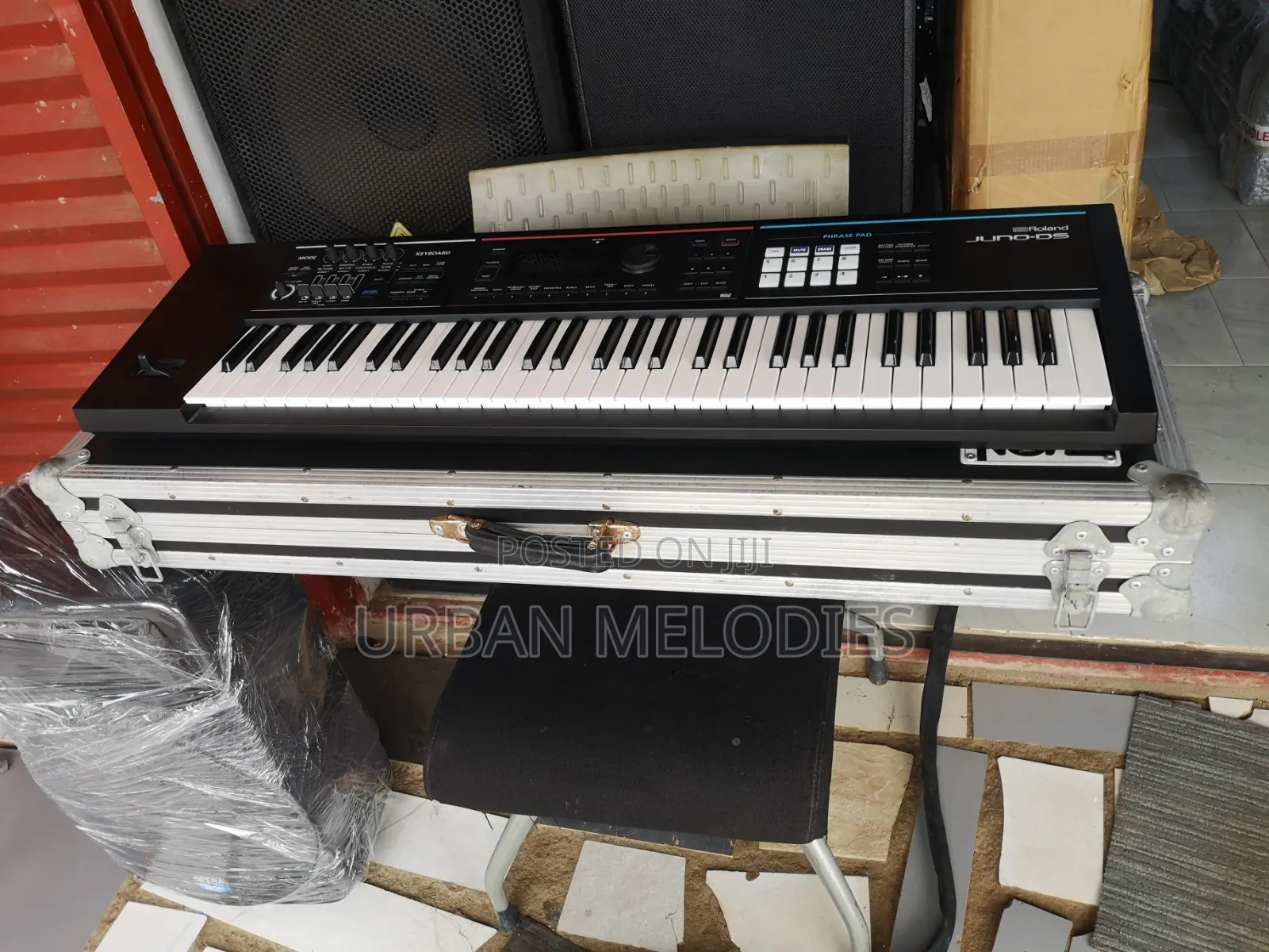 Roland JUNO-DS61