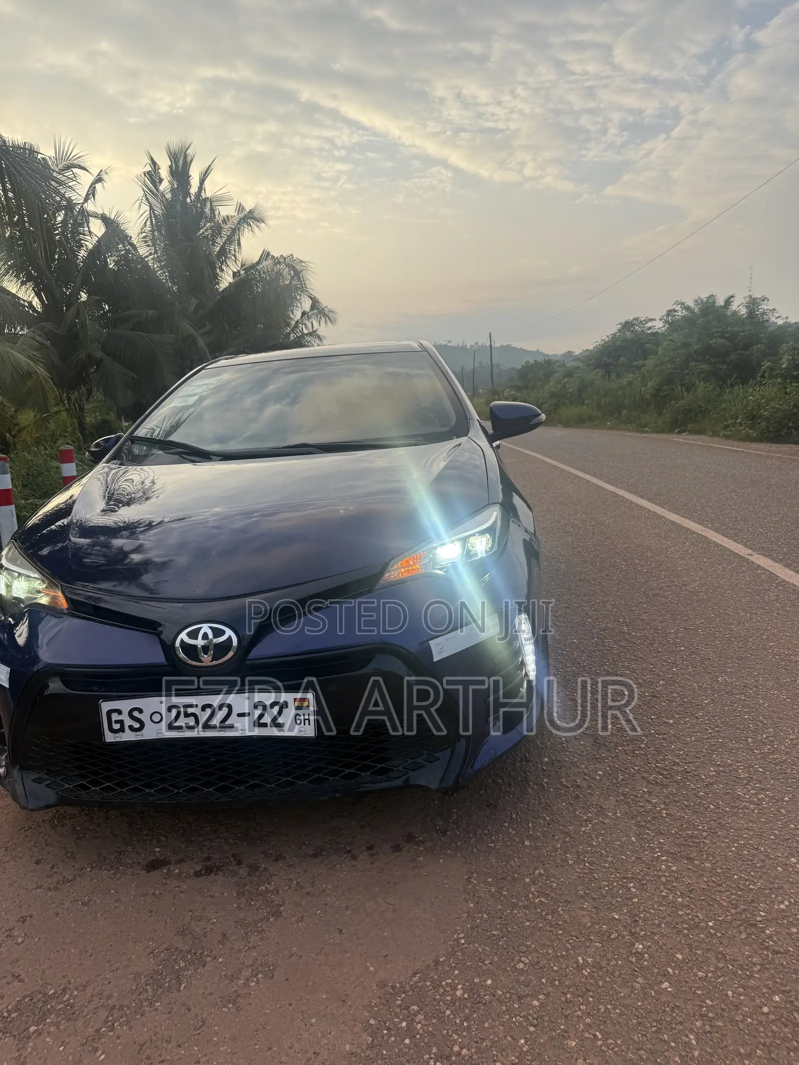 Toyota Corolla S 4dr Sedan (1.8L 4cyl CVT) 2015 Blue