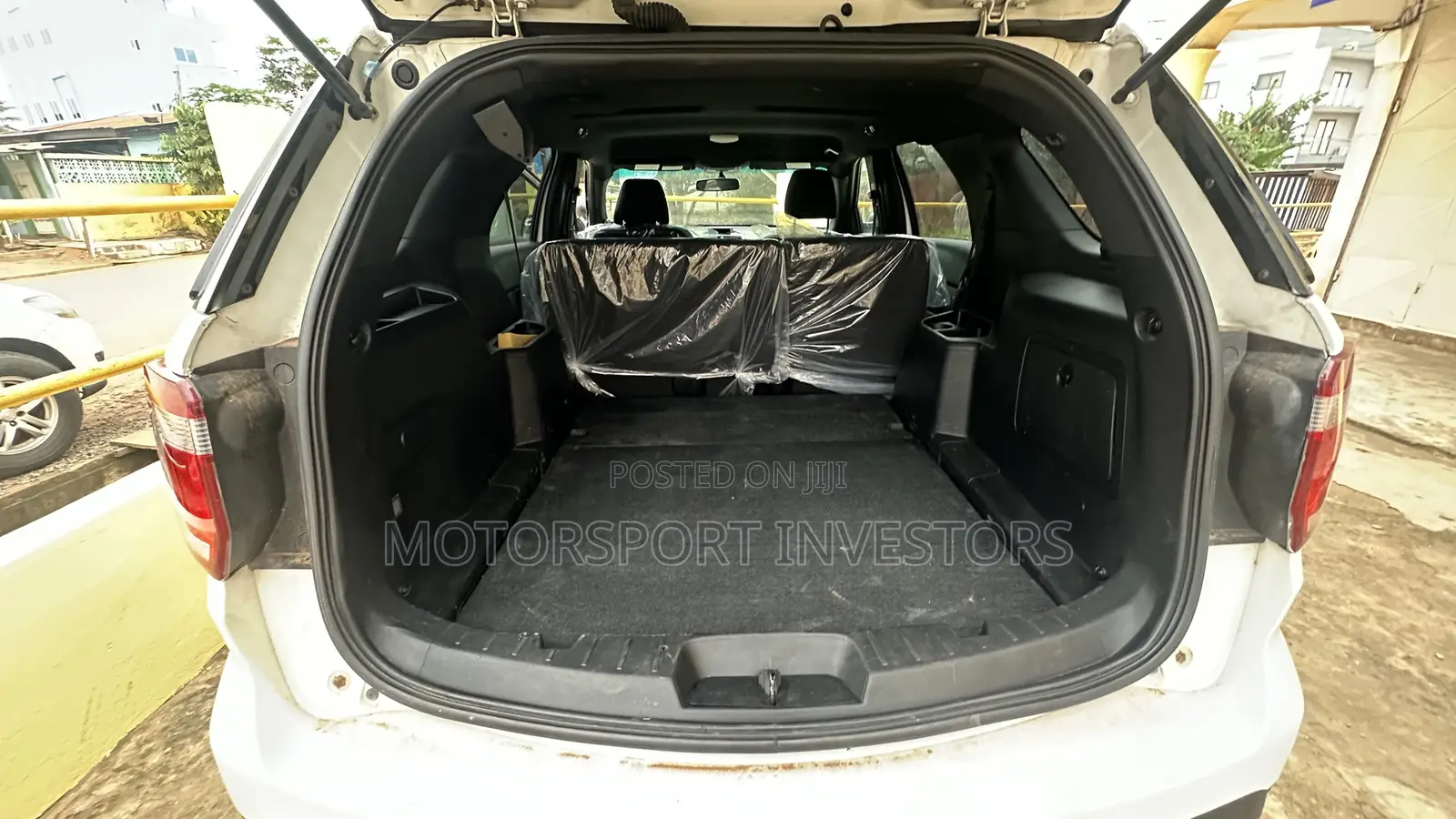 Ford Explorer Limited 4dr SUV AWD (3.5L 6cyl 6A) 2016 White