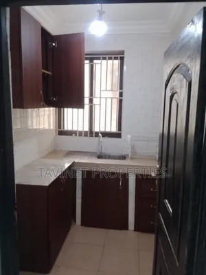 1bdrm Apartment in School Junction for rent