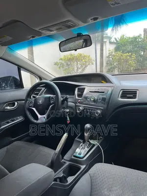 Honda Civic 2013 White