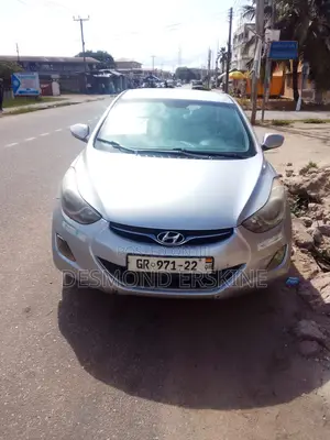Hyundai Elantra GLS Sedan FWD (1.8L 4cyl 6A) 2013 Silver