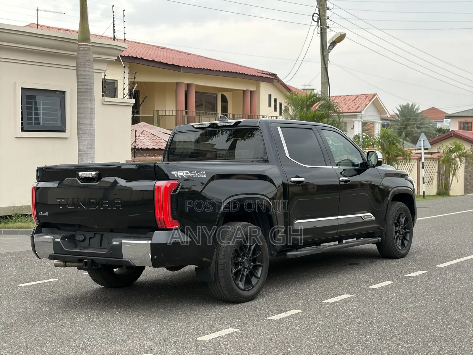 Toyota Tundra 1794 Edition CrewMax 5.5' Bed 2023 Black
