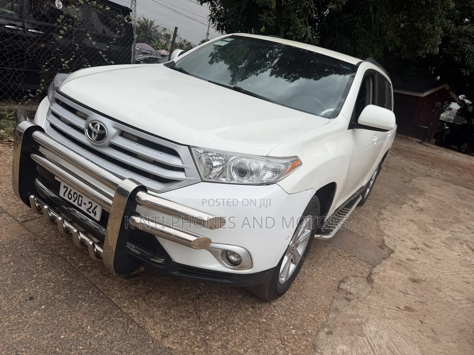 Toyota Highlander Plus 2.7L 2WD 2013 Silver
