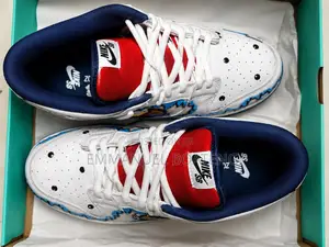 Nike White