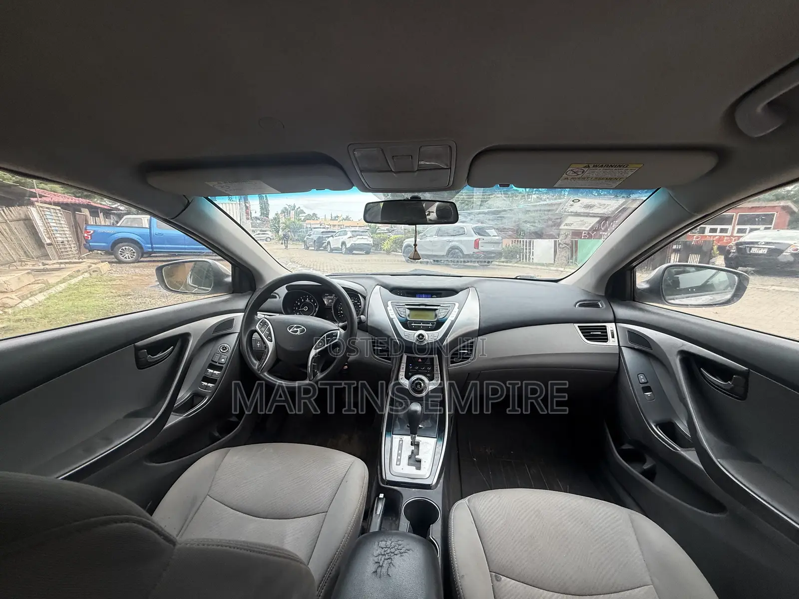 Hyundai Elantra GLS Automatic 2012 Gold