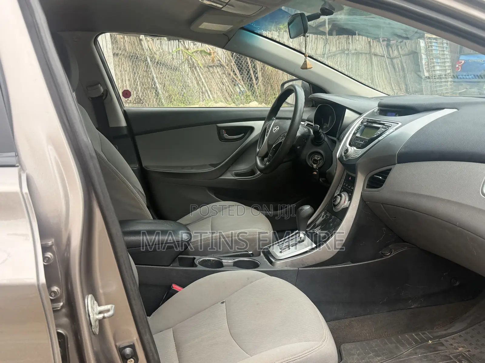 Hyundai Elantra GLS Automatic 2012 Gold
