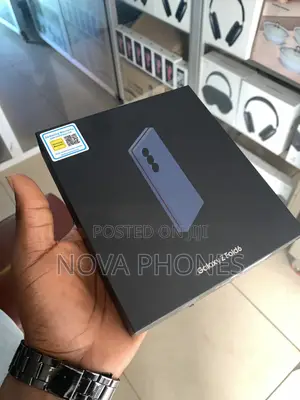 New Samsung Galaxy Z Fold6 256 GB