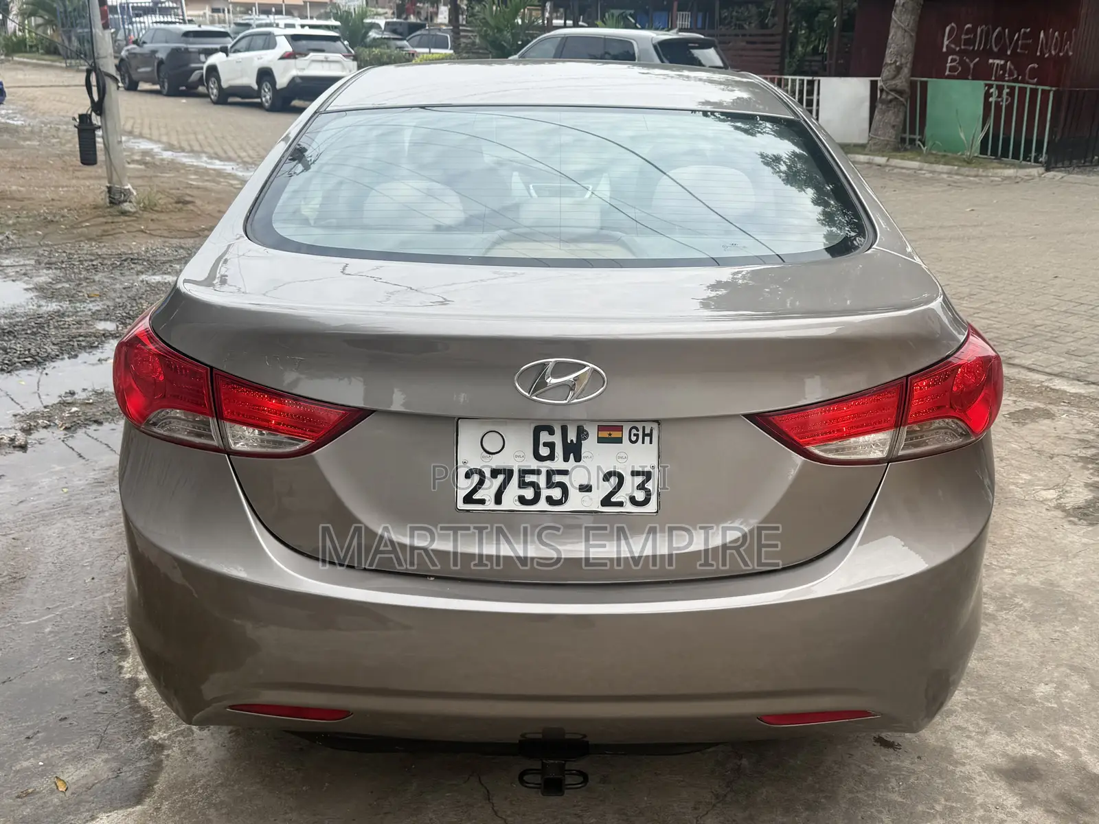 Hyundai Elantra GLS Automatic 2012 Gold