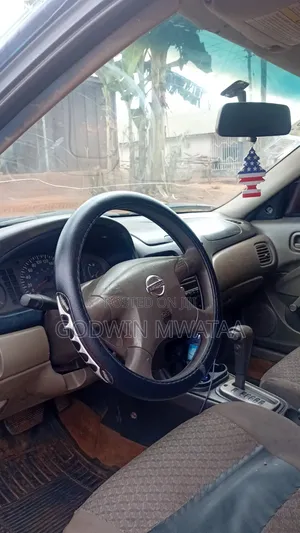 Nissan Sentra 2012 Blue