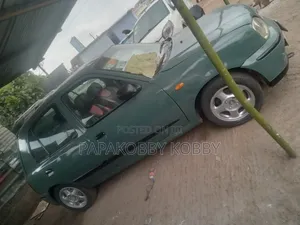 Nissan Micra 2002 Green