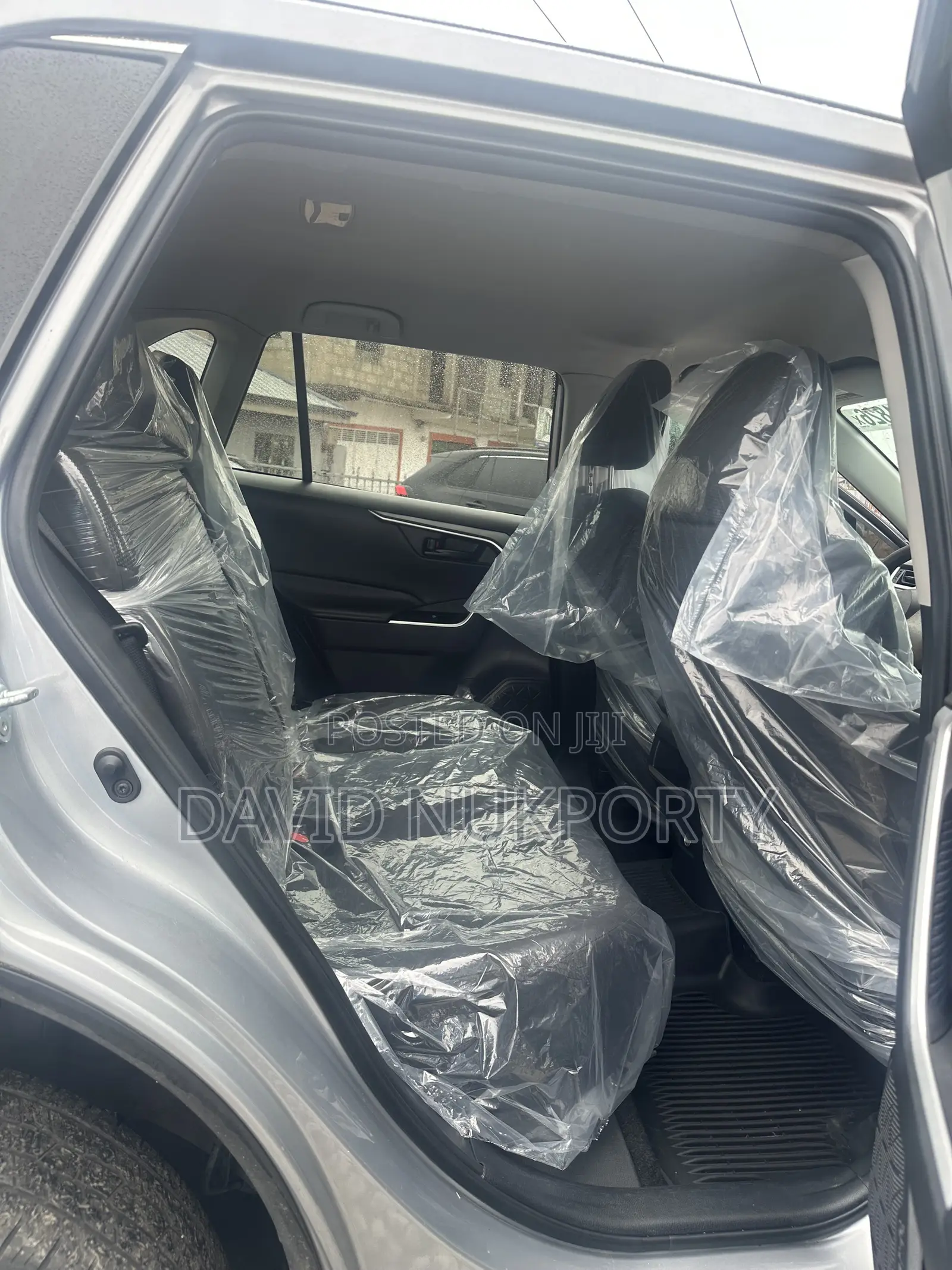 Toyota RAV4 2021 Gray