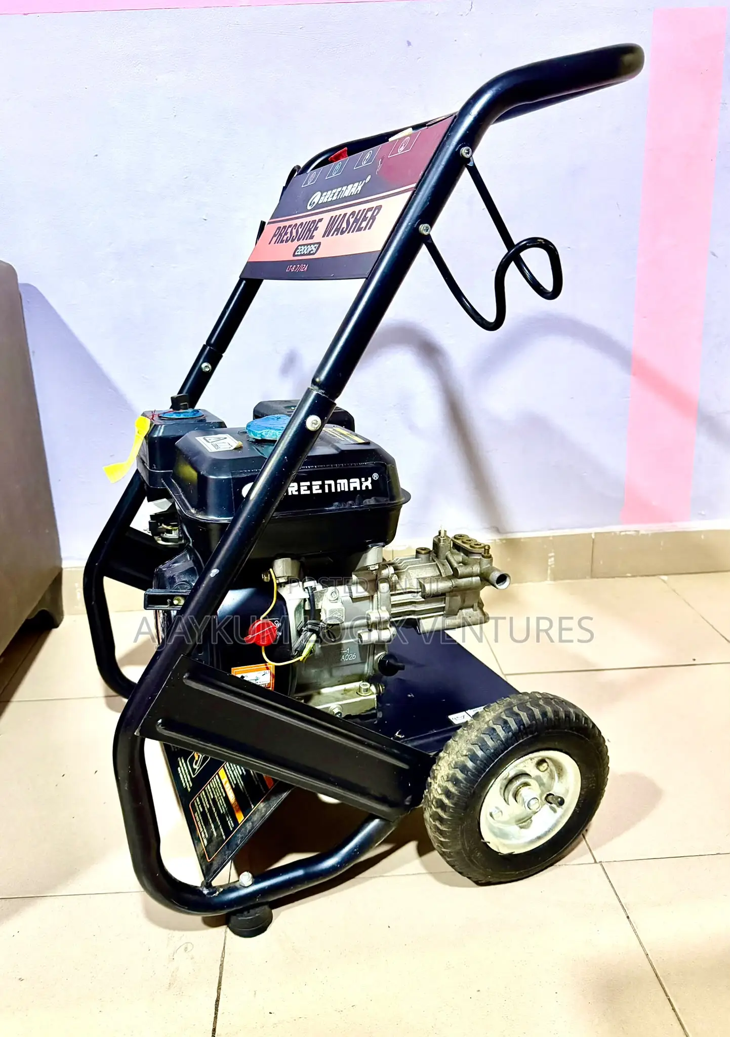 Gasoline Pressure Washer 2,200PSI