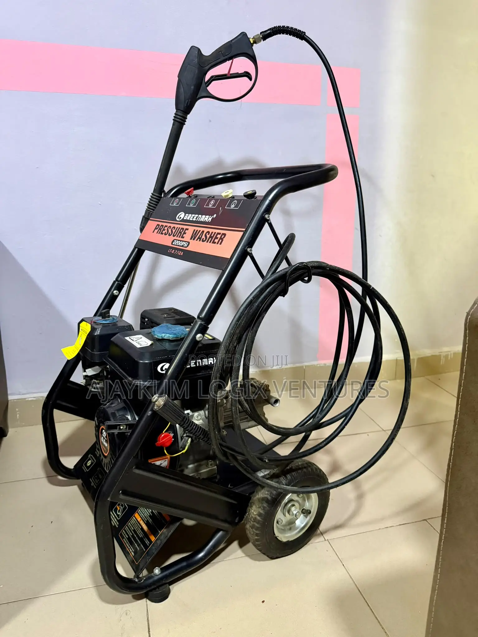 Gasoline Pressure Washer 2,200PSI