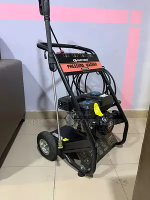 Gasoline Pressure Washer 2,200PSI