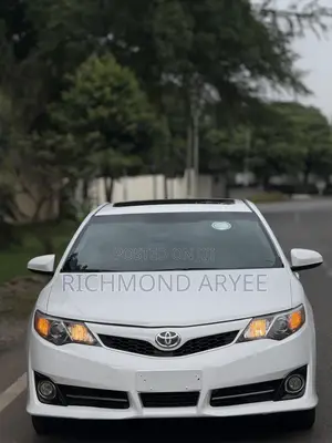 Toyota Camry 2013 White