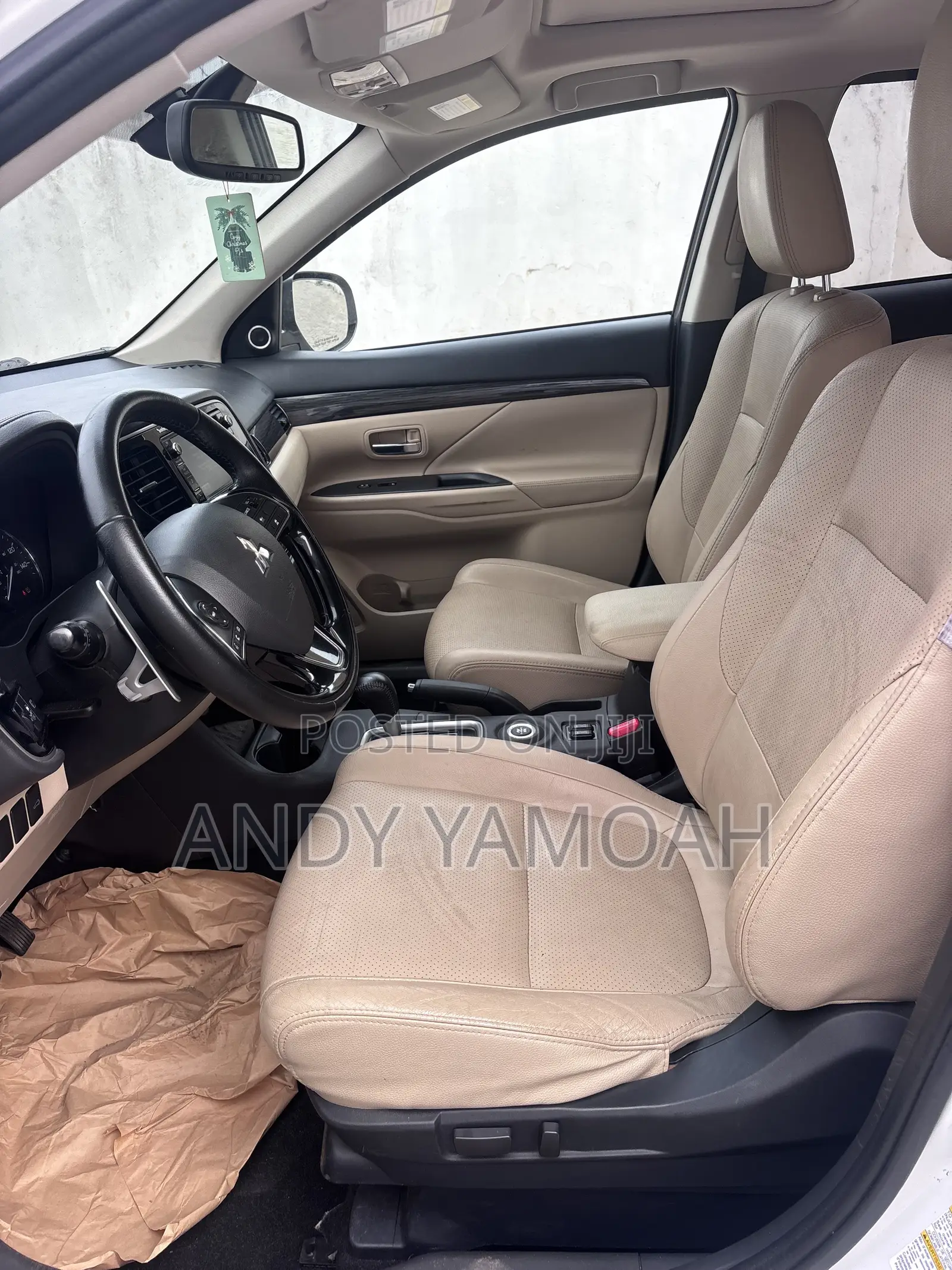 Mitsubishi Outlander 2016 White