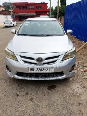 Toyota Corolla 2013 Silver