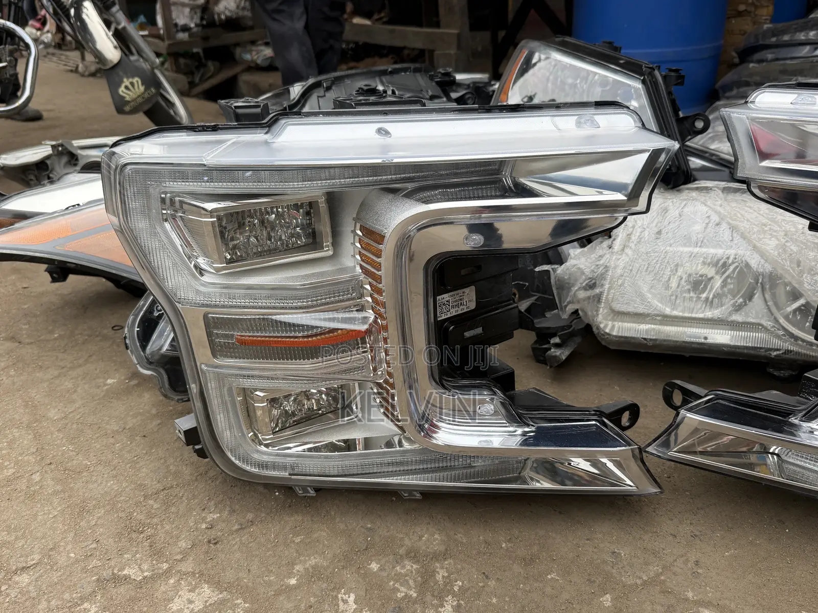 Ford F150 Headlight Pair