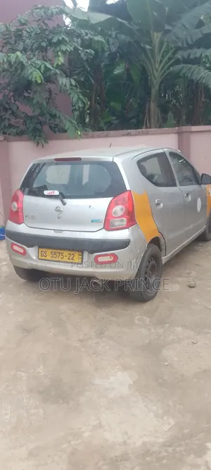 Nissan Pixo 1.0 FWD 2013 Gray
