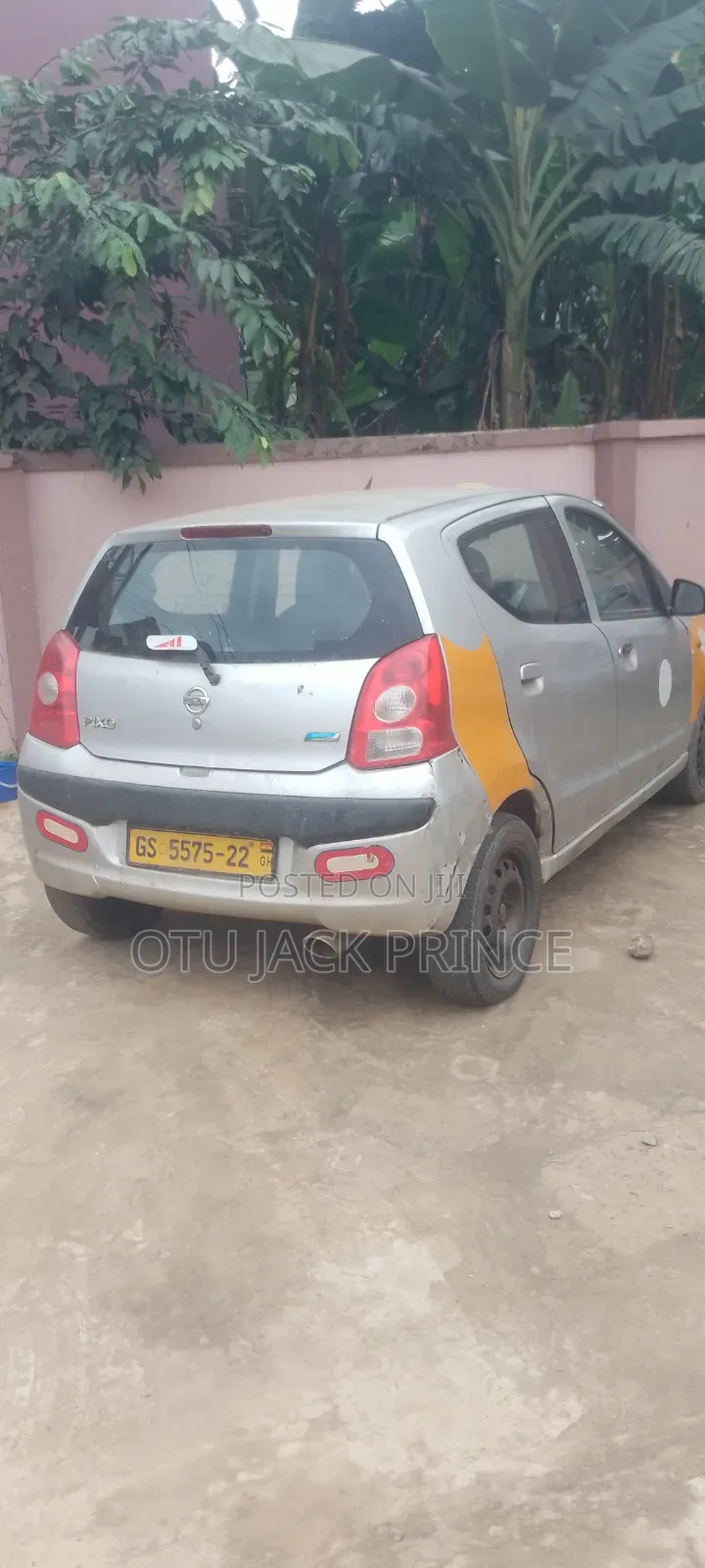 Nissan Pixo 1.0 FWD 2013 Gray