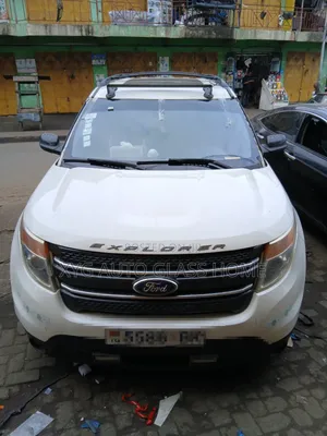Ford Explorer 2011,2012,2014,2016,2019 Windscreen