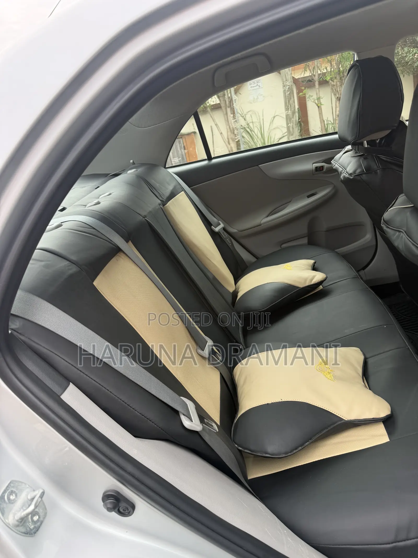 Toyota Corolla LE 4dr Sedan (1.8L 4cyl 4A) 2013 White