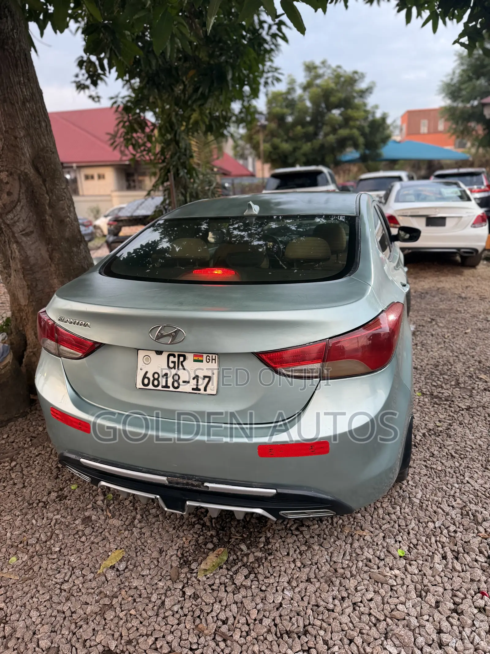 Hyundai Elantra 2012