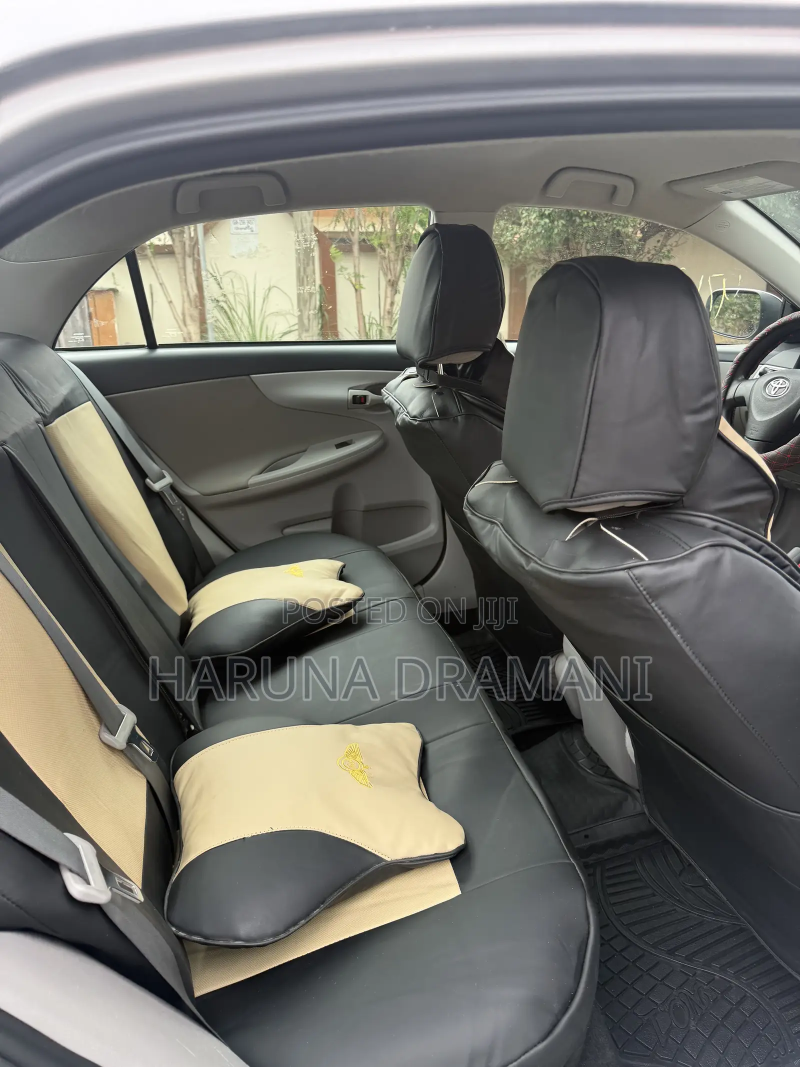 Toyota Corolla LE 4dr Sedan (1.8L 4cyl 4A) 2013 White