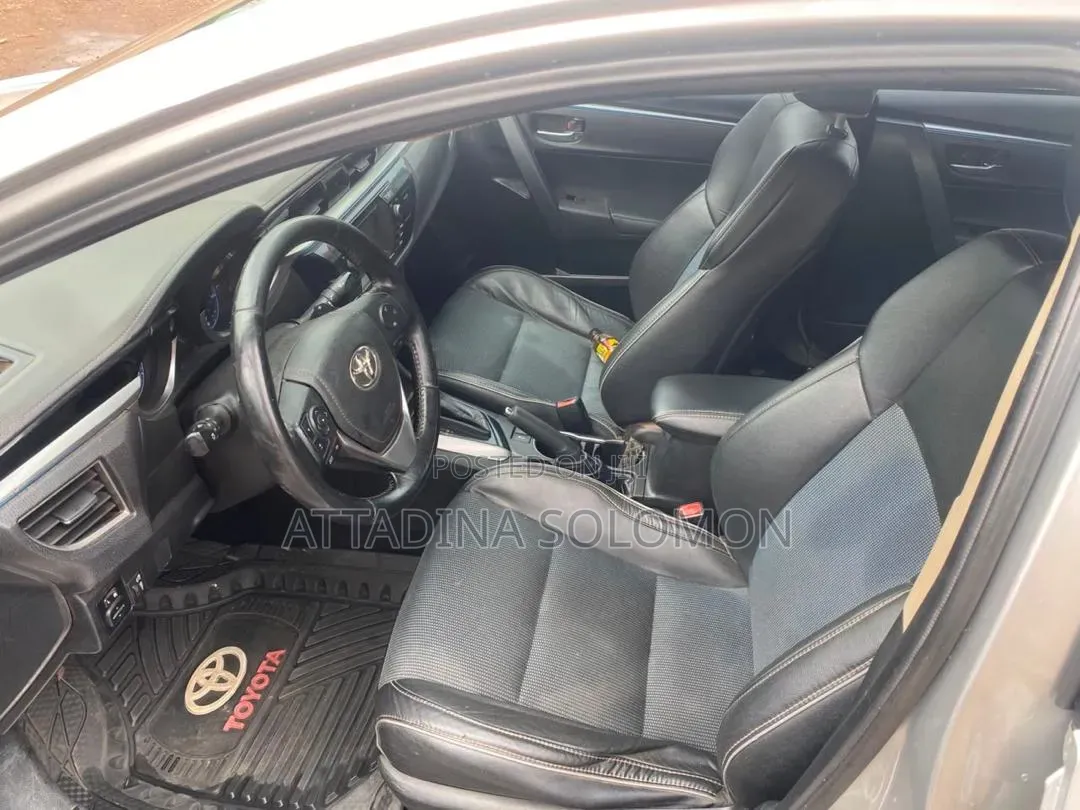 Toyota Corolla 2014 Silver