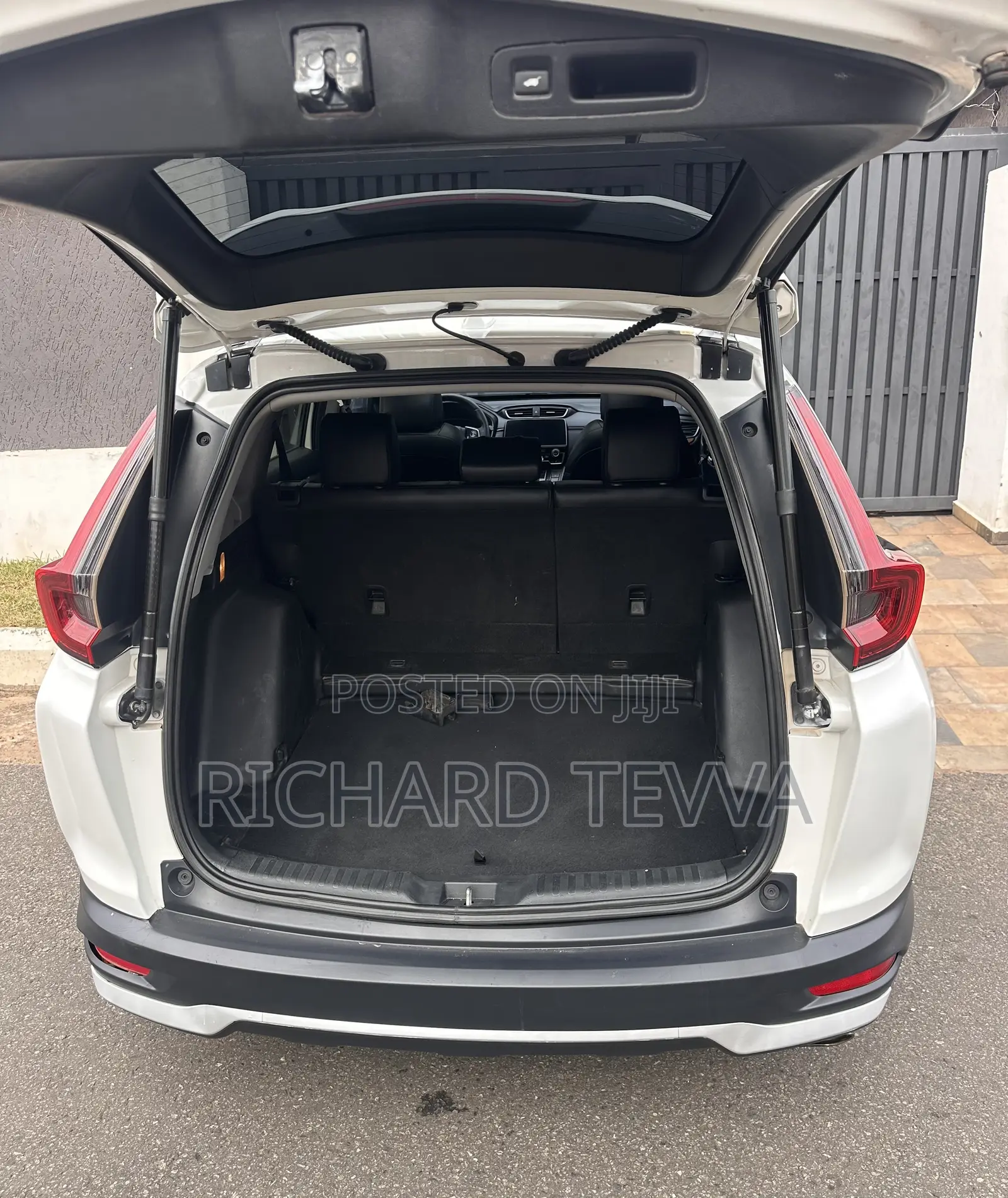 Honda CR-V Touring AWD 2020 White