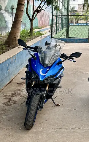 Suzuki 2023 Blue