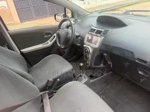 Toyota Vitz 2010 Black