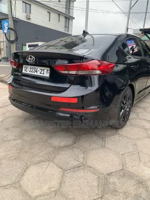 Hyundai Elantra Limited Sedan FWD (2.0L 4cyl 6A) 2017 Black