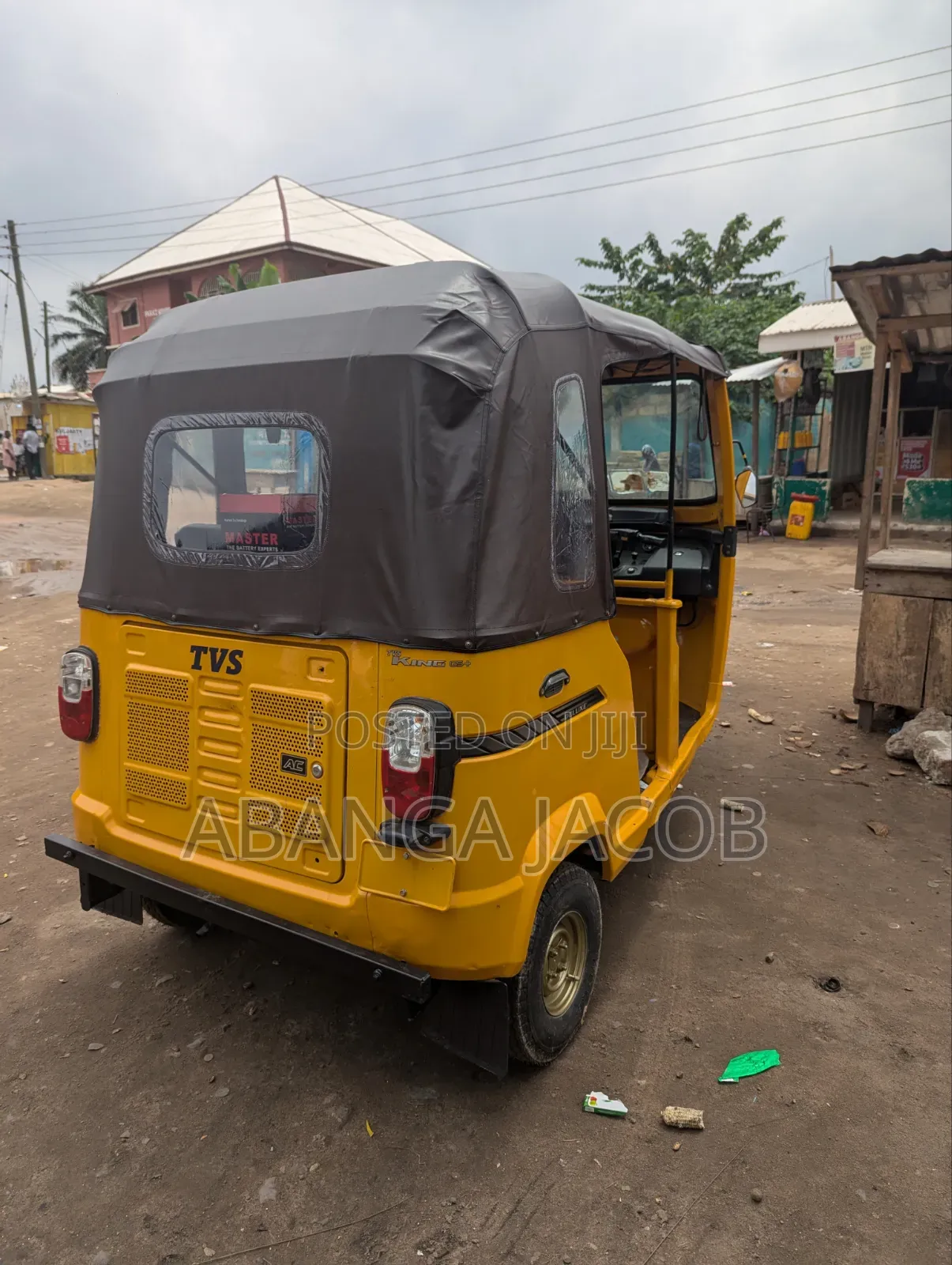 TVS 2025 Yellow