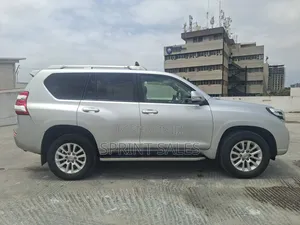 Toyota Land Cruiser Prado 2014 Silver