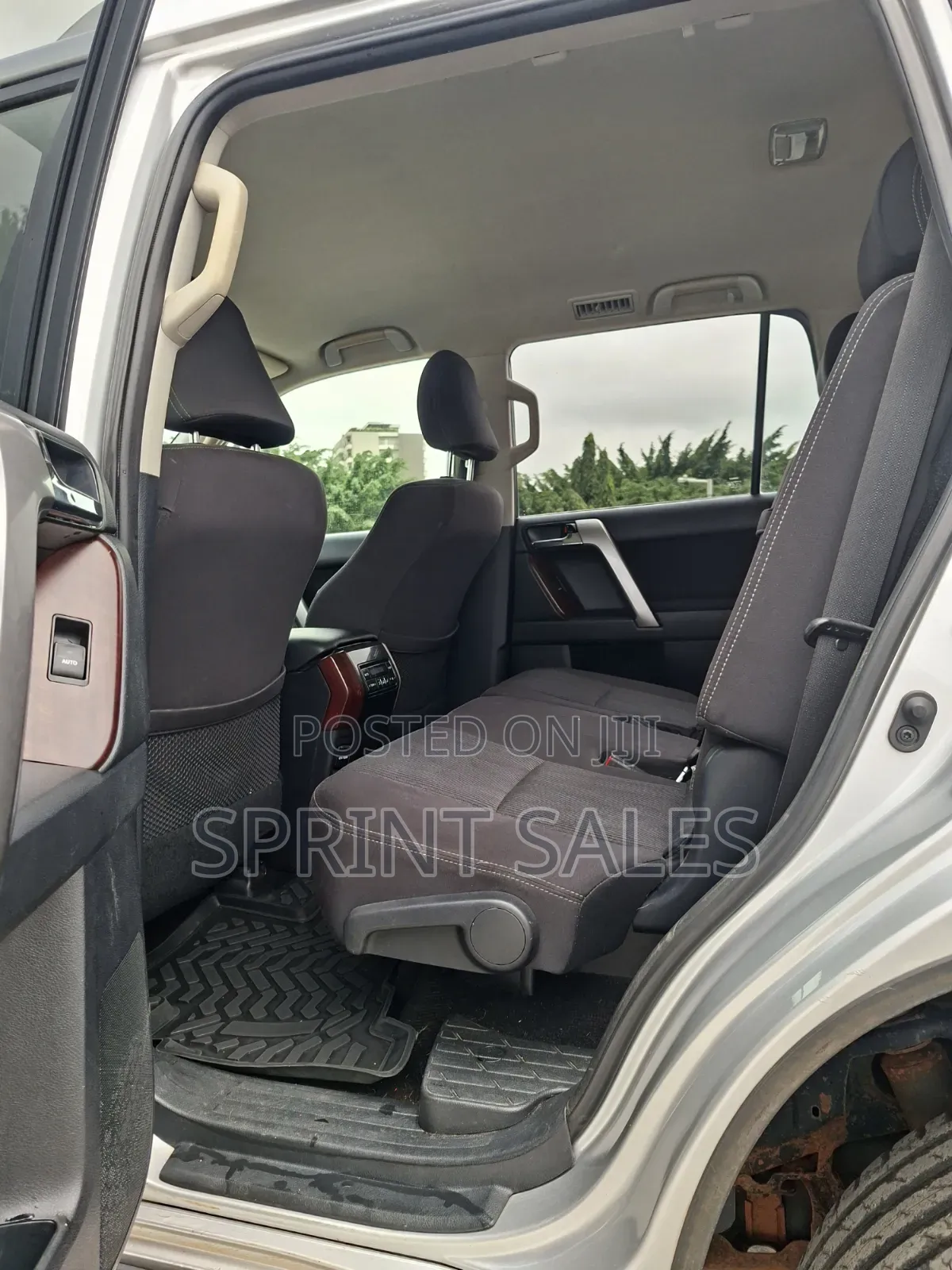 Toyota Land Cruiser Prado 2014 Silver