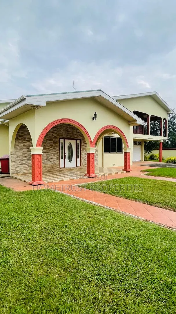 6bdrm Duplex in Haatso Westland, Antis for rent