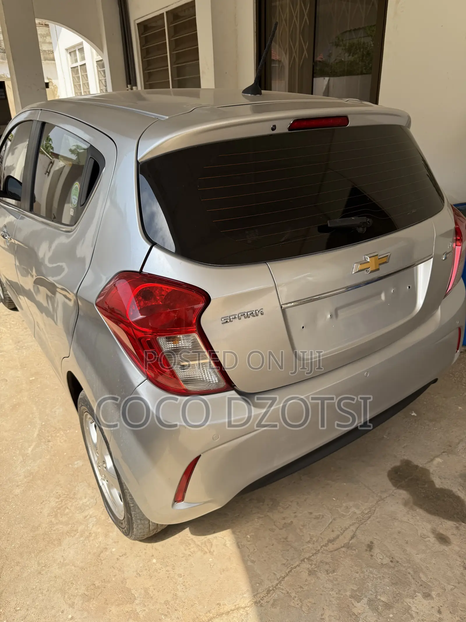 Chevrolet Spark 2016 Silver
