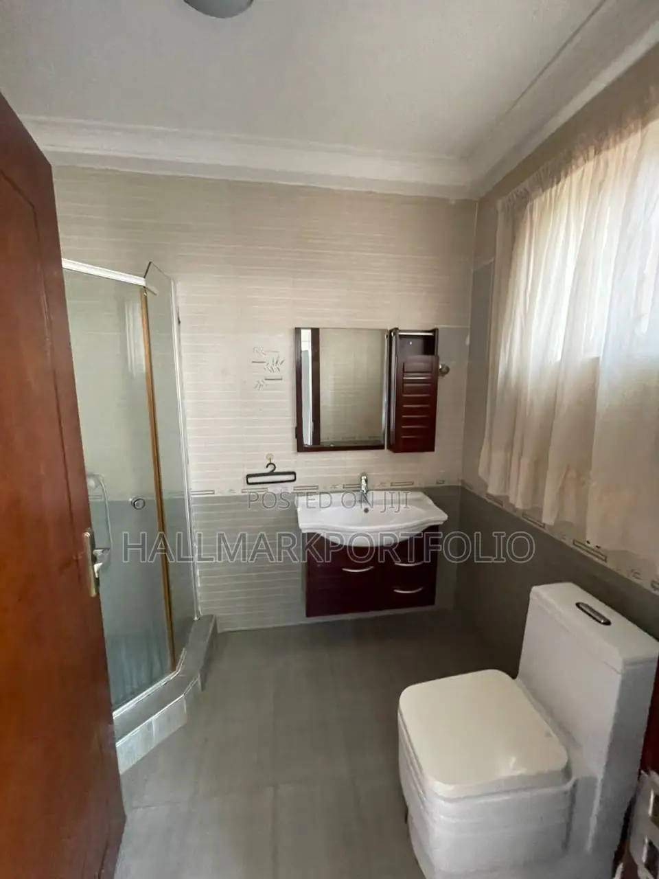 3bdrm Apartment in North Legon for rent