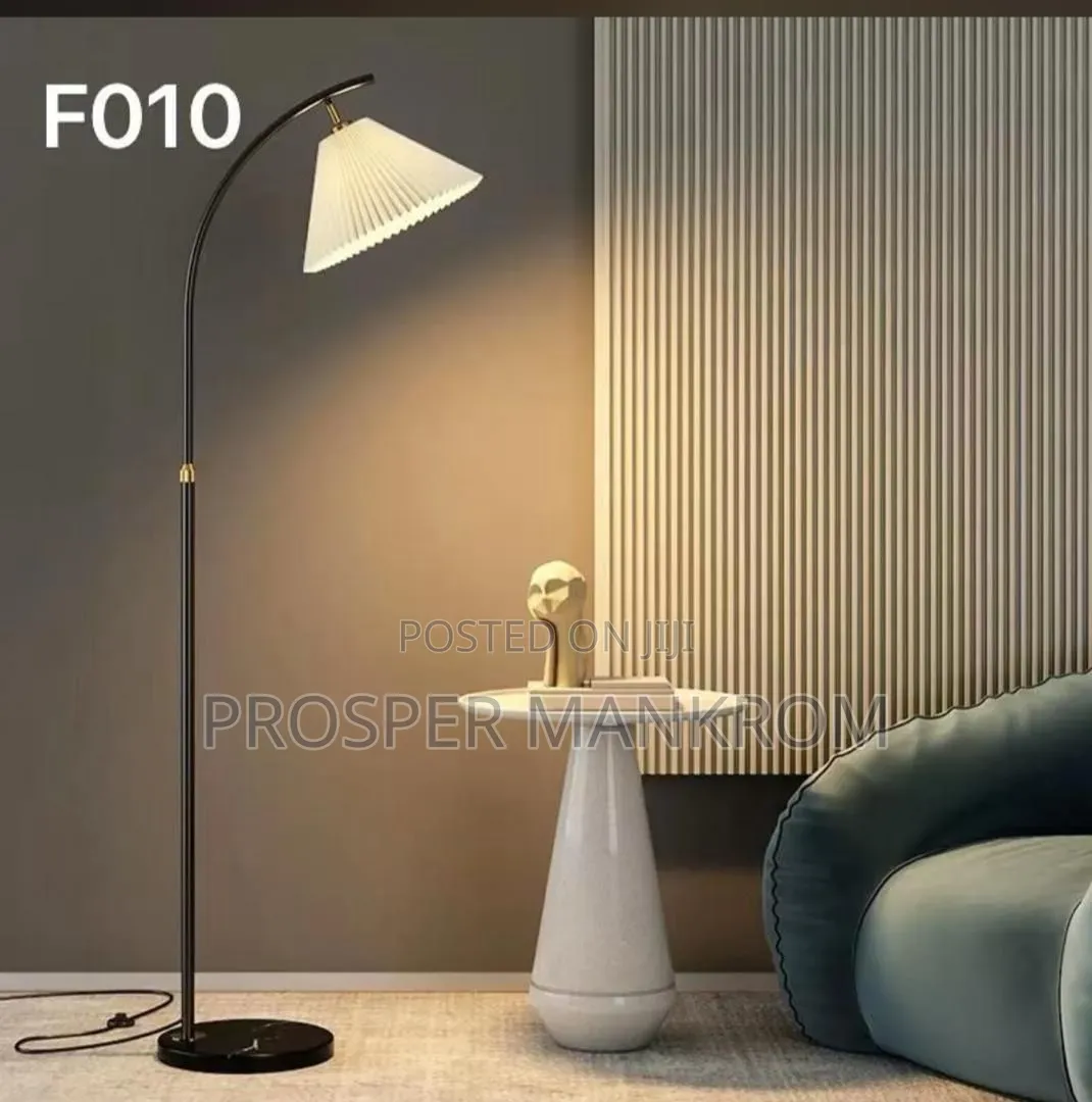 F010 Standing Lamp